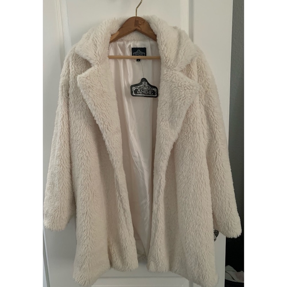 Angie Fuzzy faux fur (ivory)